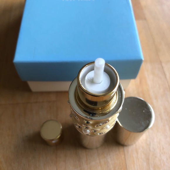 NWOT Travel Spray with Diamonds & Pearls - Picture 5 of 5